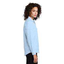 Load image into Gallery viewer, NEW CAPELLA Mercer+Mettle™ Women’s Long Sleeve Stretch Woven Shirt - Air Blue End On End